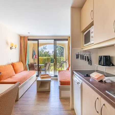 Les Parcs De - Maeva - 2 Pieces 5 Personnes - Confort Mae-6628 * Grimaud