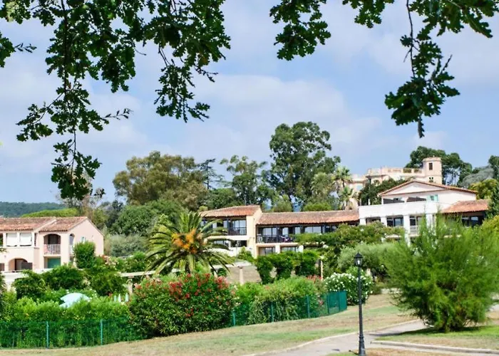 Les Parcs De - Maeva - 2 Pieces 5 Personnes - Confort Mae-6628 Grimaud